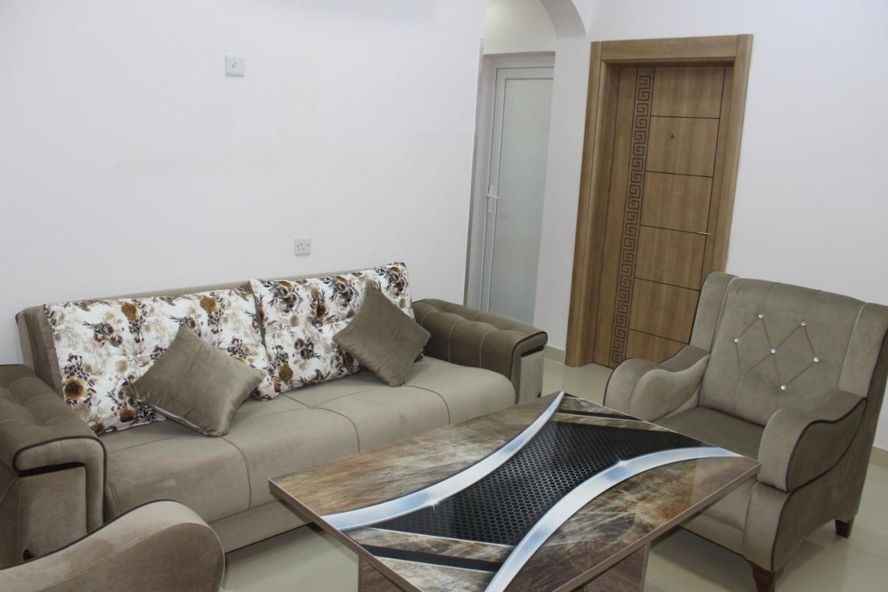 Manarat Manah Hotel Apartments Bilad Manah Exterior photo